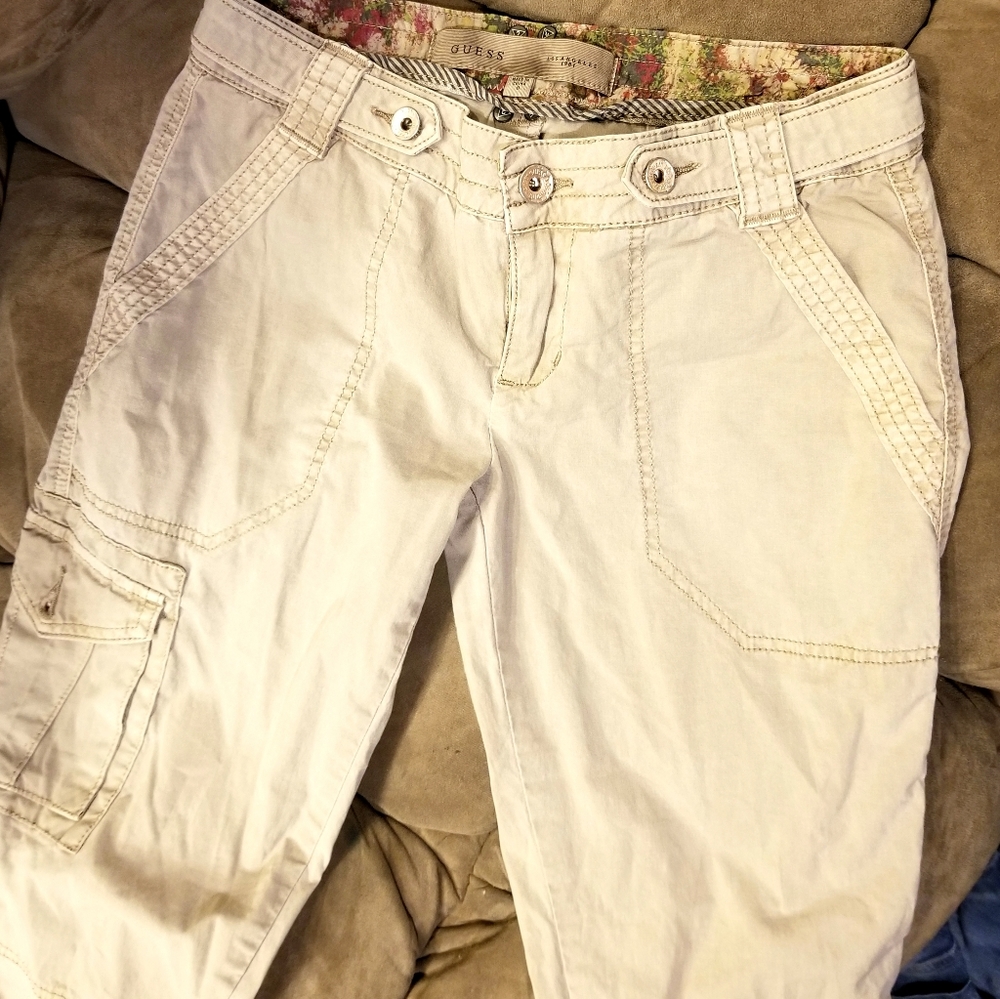 Guess cargo